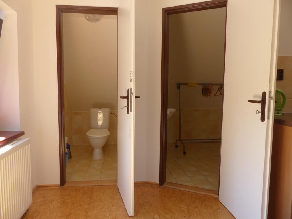 Bizoni Dvur Hotel Retenice Kültér fotó