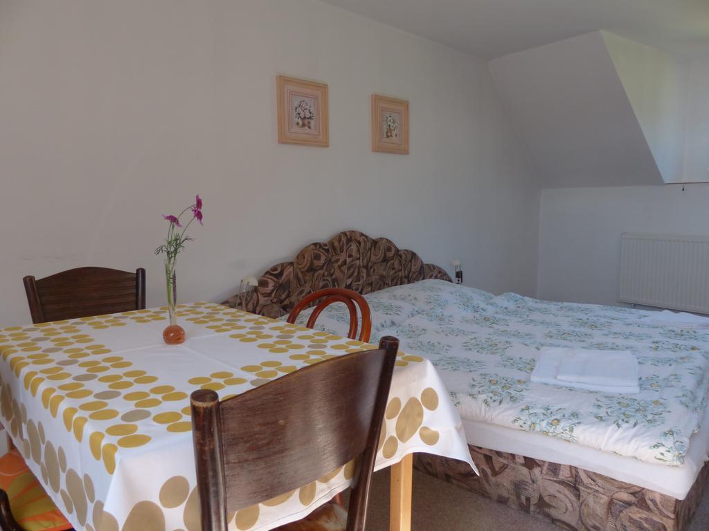 Bizoni Dvur Hotel Retenice Kültér fotó